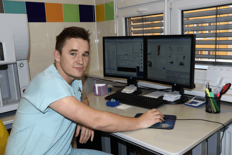 Deputy Head of the Department of Hemato-Oncology doc. MUDr. Tomáš Jelínek Ph.D. has been awarded the prestigious EHA Physician Scientist Research Grant 2025